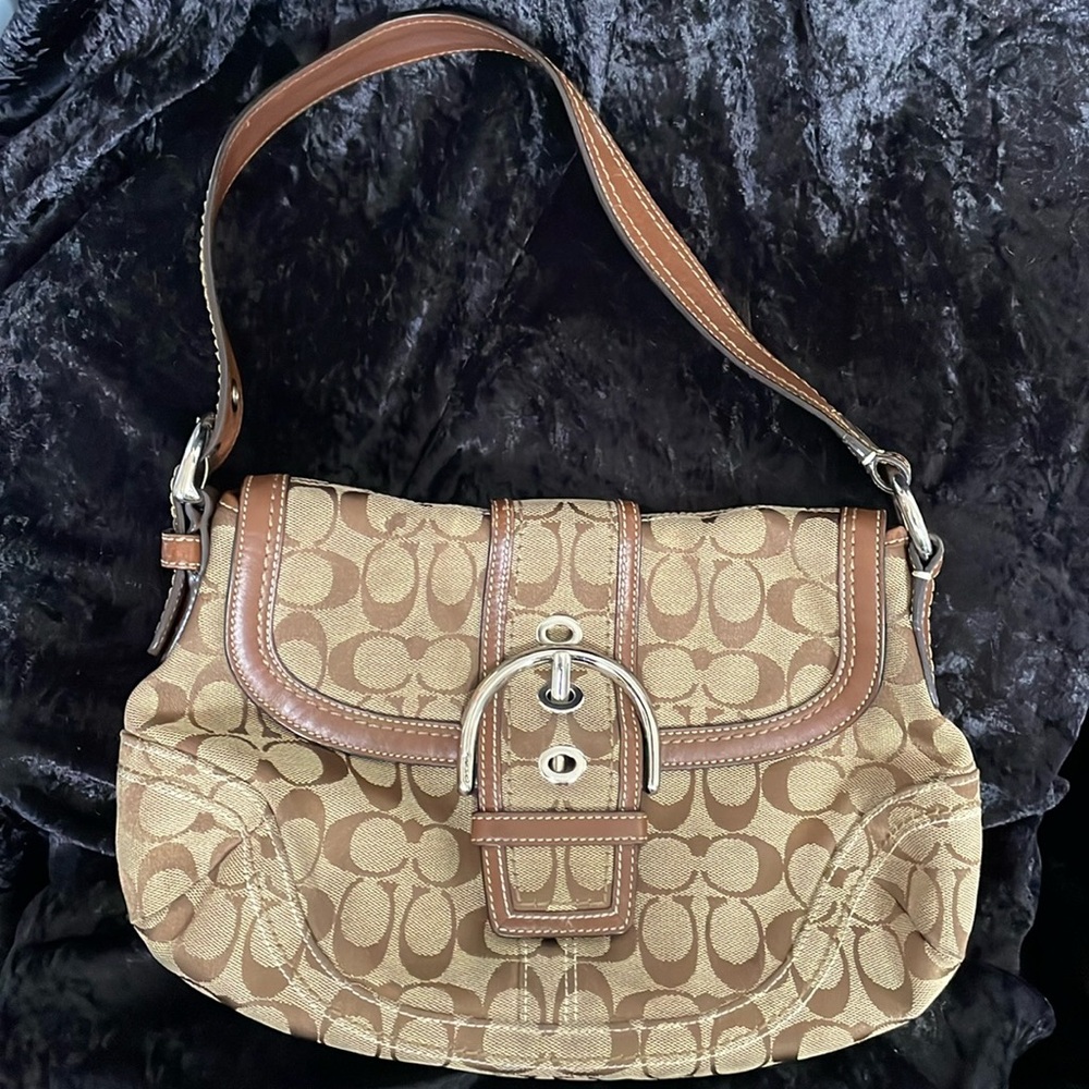 Coach Signature C Shoulder Tote